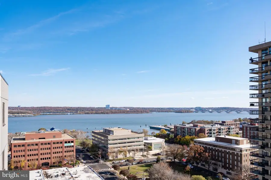 801 N Pitt St #1708, Alexandria, VA 22314 - Image #2