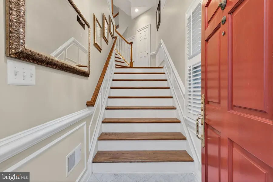 16 Wharf St, Alexandria, VA 22314 - #2