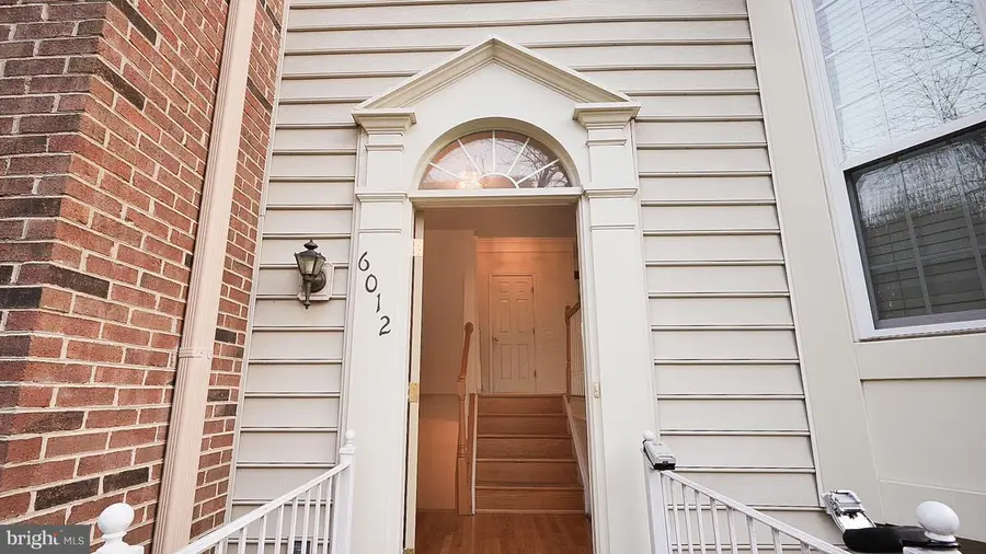 6012 Ricketts Walk, Alexandria, VA 22312 - Image #2