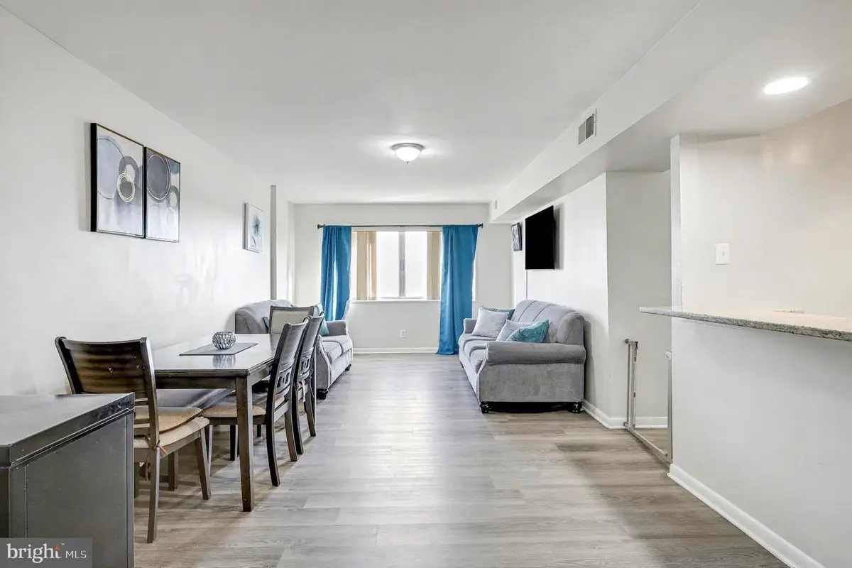 5340 Holmes Run Pkwy #1118, Alexandria, VA 22304 - Image #1