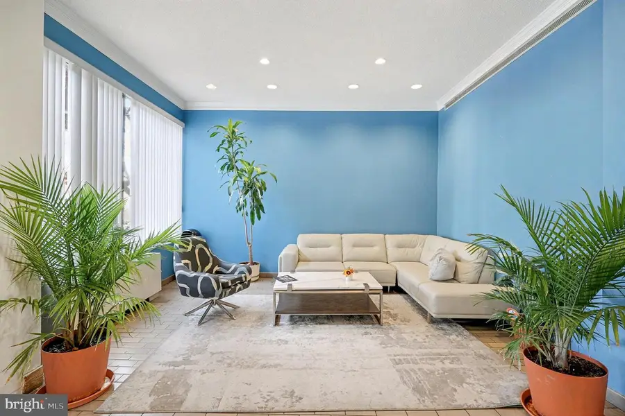 5340 Holmes Run Pkwy #1118, Alexandria, VA 22304 - Image #3