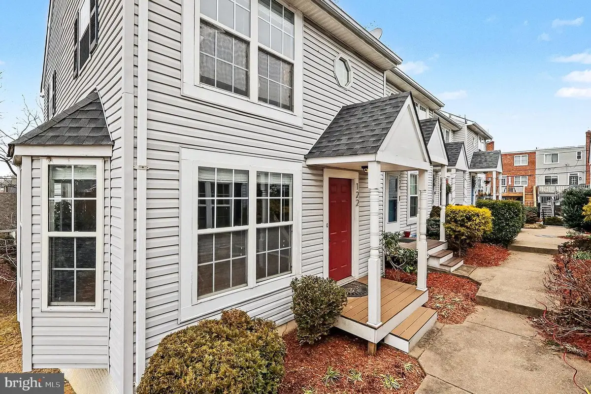 122 E Glebe Rd, Alexandria, VA 22305 - Image #1