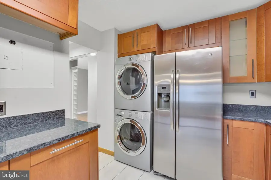 307 Yoakum Pkwy #609, Alexandria, VA 22304 - Image #2