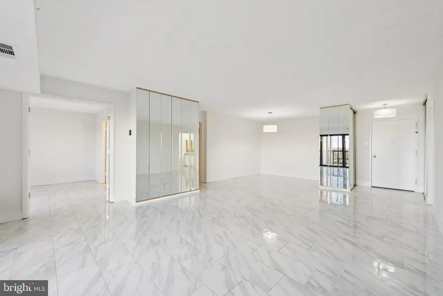 307 Yoakum Pkwy #519, Alexandria, VA 22304 - Image #3