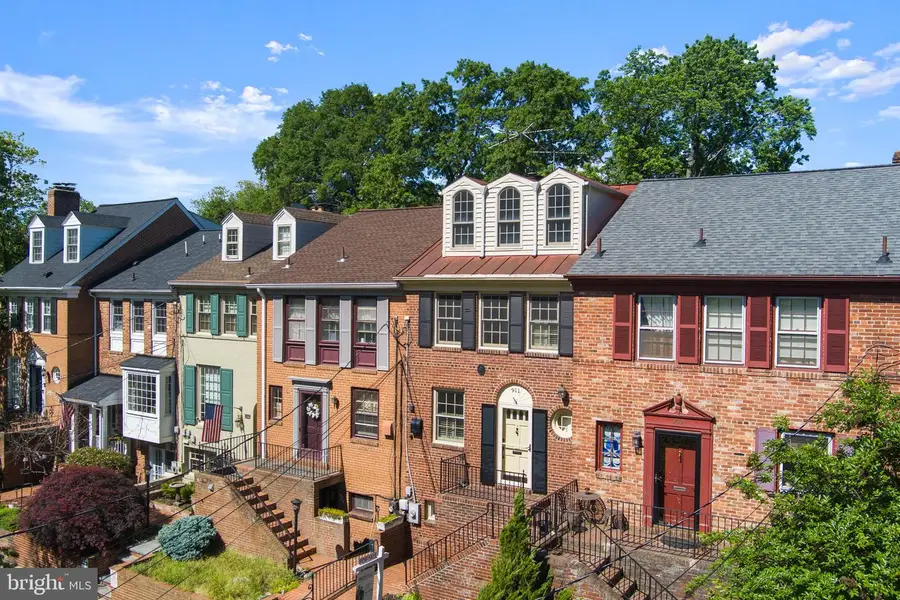 911 S Lee St, Alexandria, VA 22314 - Image #2