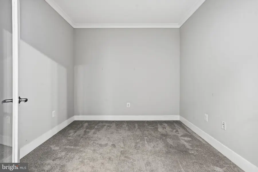 815 N Patrick St #406, Alexandria, VA 22314 - Image #3