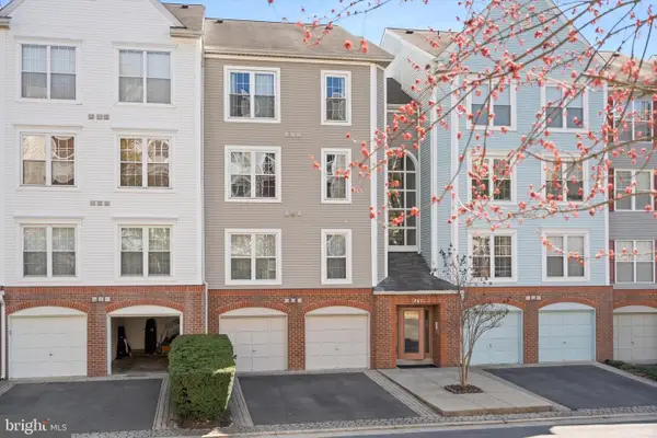 247-s S Pickett St S #302, ALEXANDRIA, VA 22304