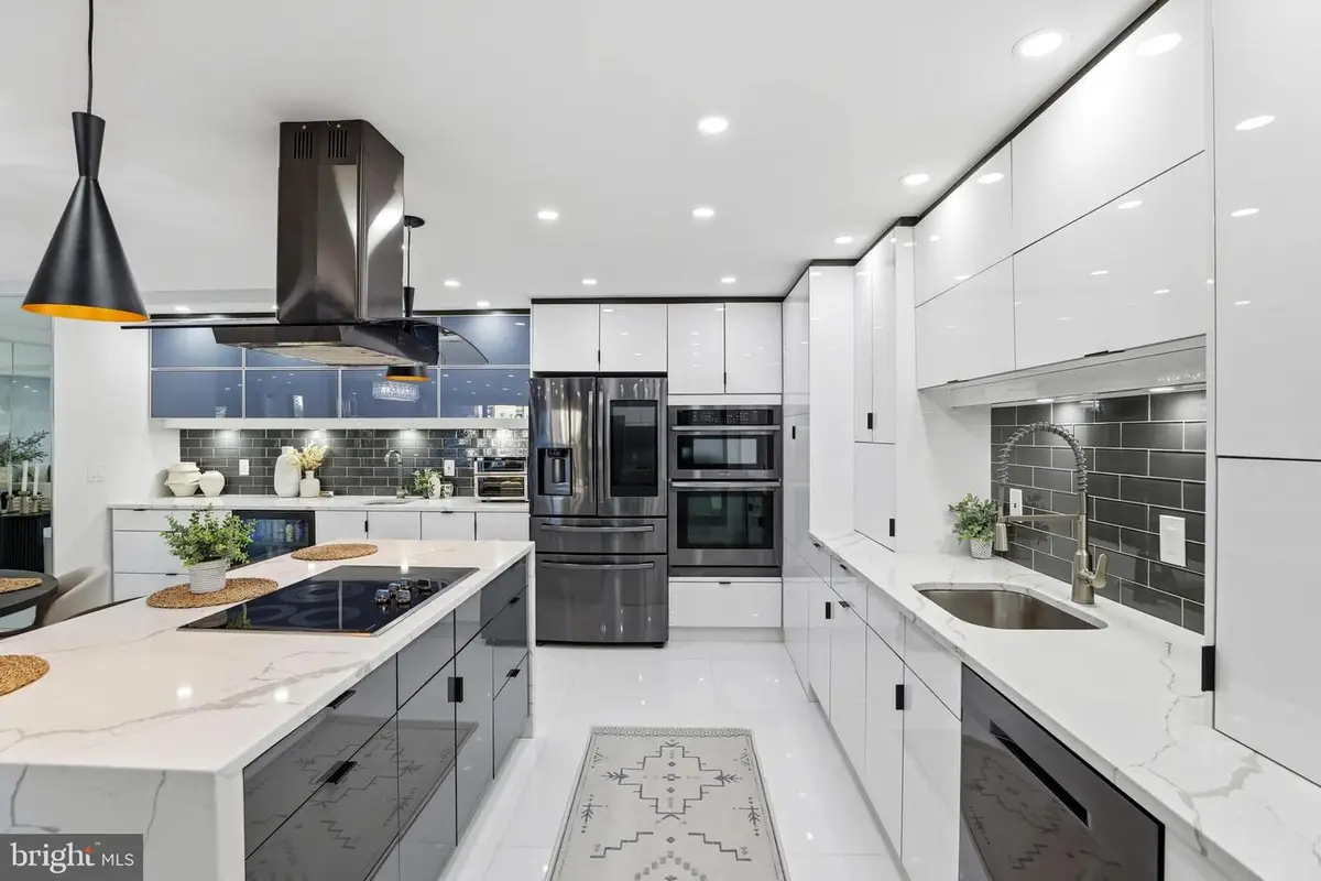 6101 Edsall Rd #1004, Alexandria, VA 22304 - Image #1