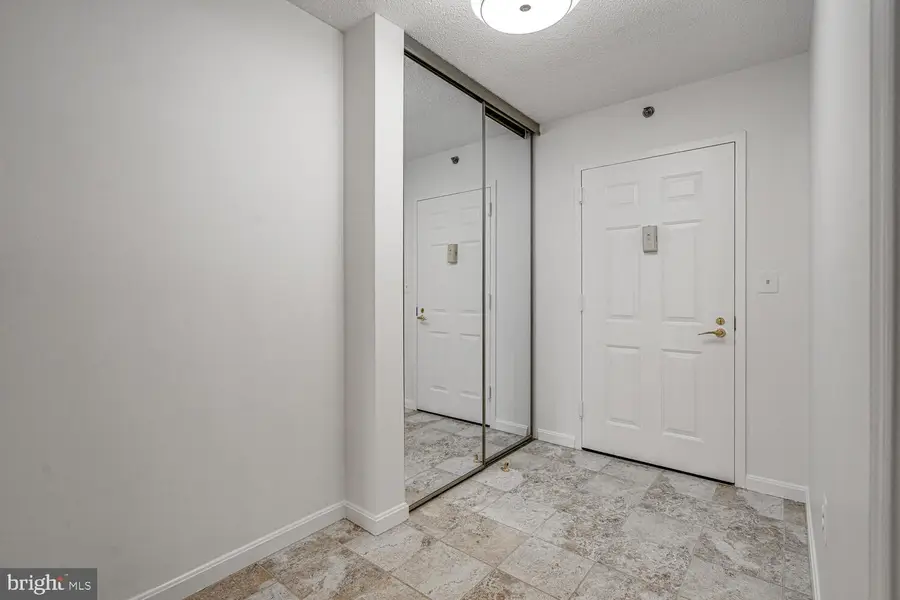2121 Jamieson Ave #unit #1207, Alexandria, VA 22314 - Image #3