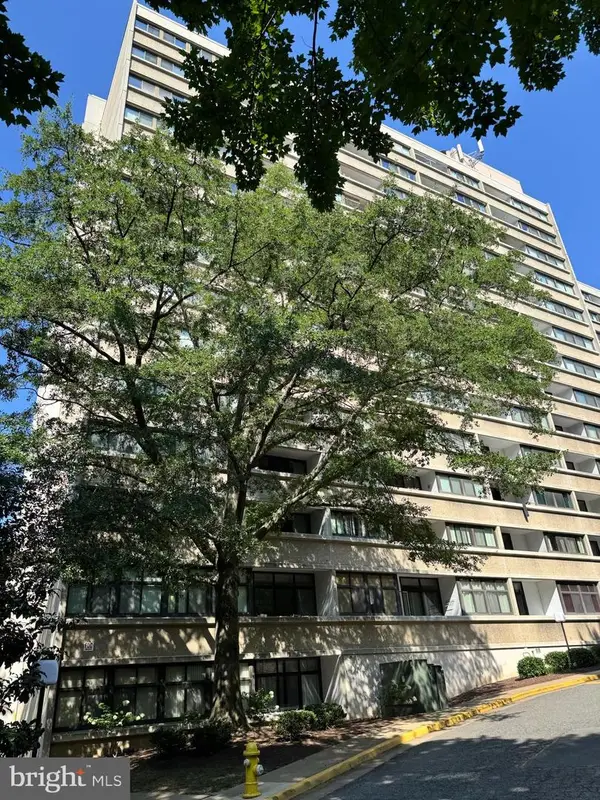 5911 Edsall Rd #904, ALEXANDRIA, VA 22304