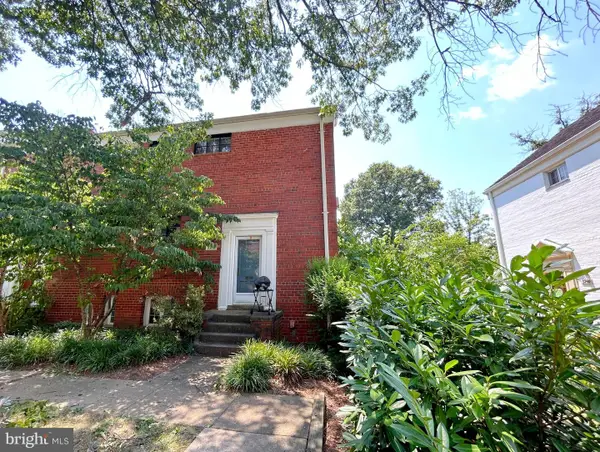3254 Gunston Rd, ALEXANDRIA, VA 22302
