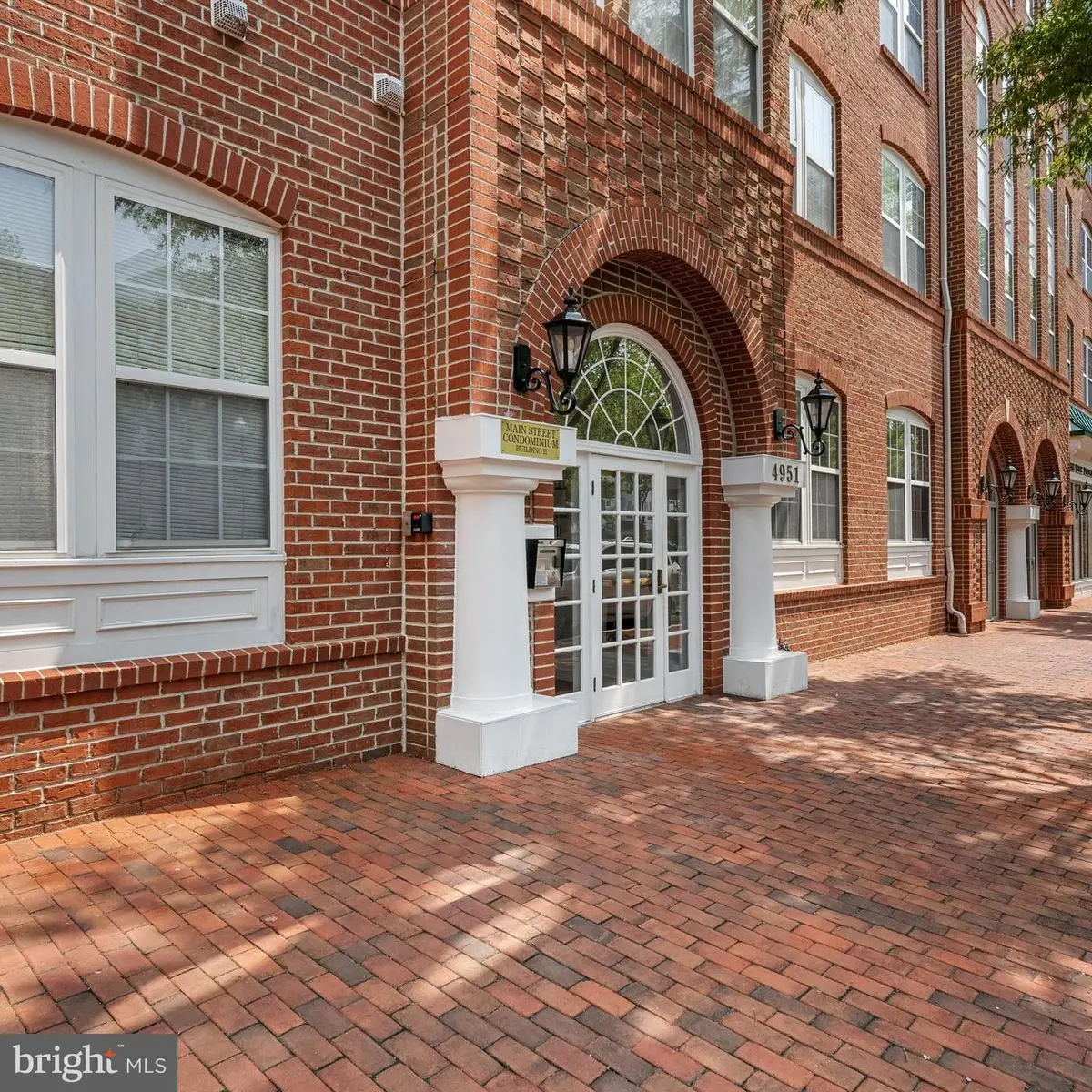 4951 Brenman Park Dr #115, Alexandria, VA 22304 - Image #1
