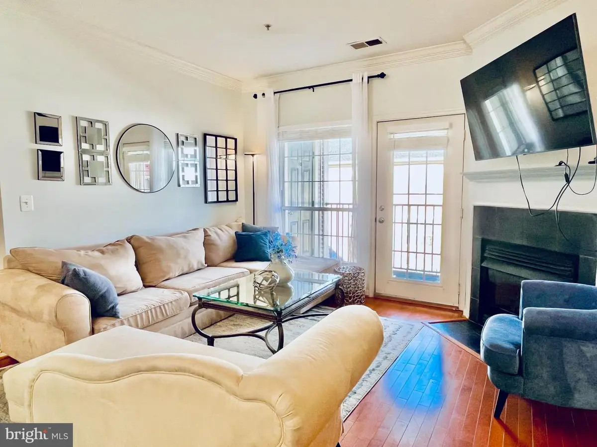 4860 Eisenhower Ave #484, Alexandria, VA 22304 - Image #1