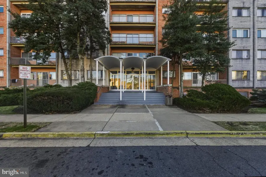 401 N Armistead St N #504, Alexandria, VA 22312 - Image #2