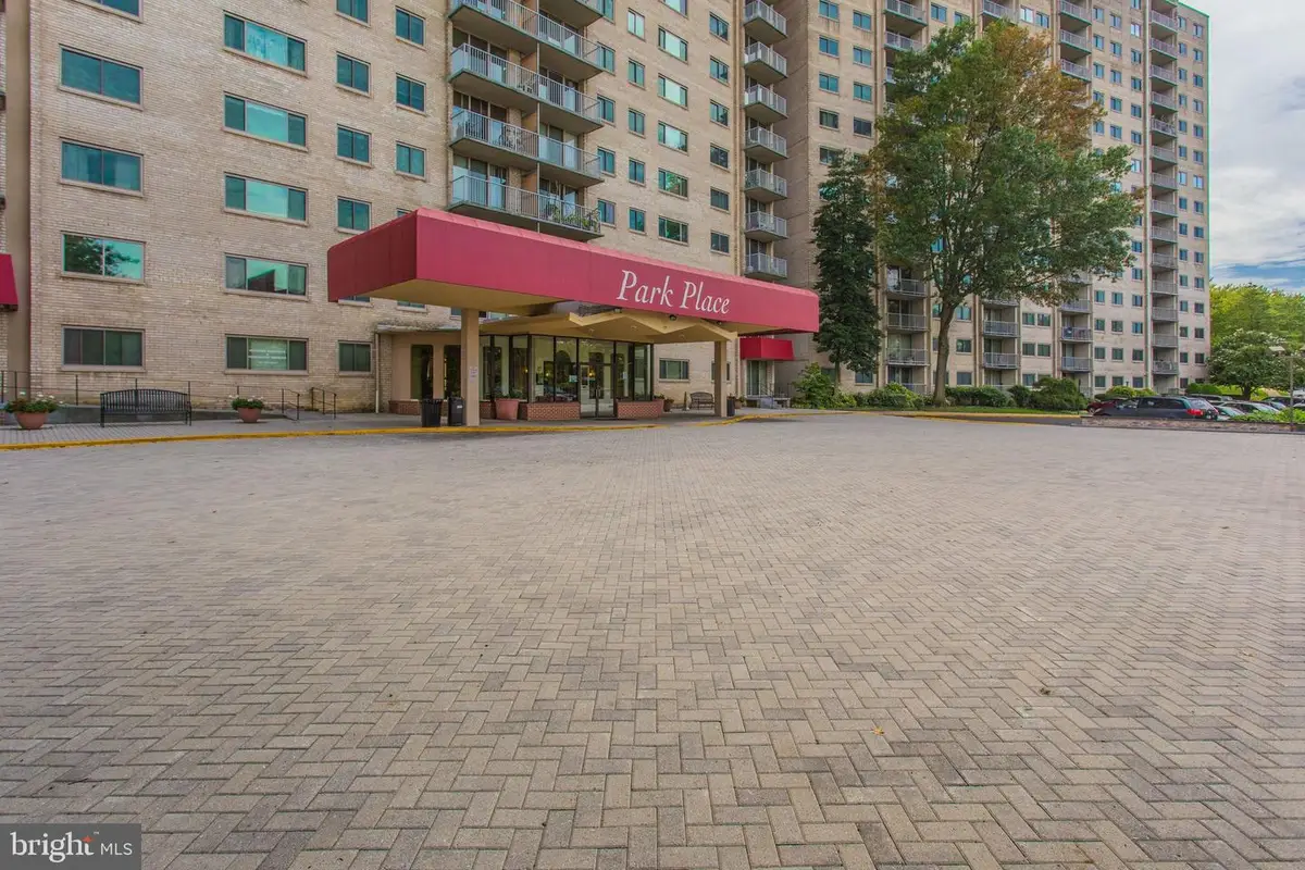 2500 N Van Dorn St #521, Alexandria, VA 22302 - Image #1