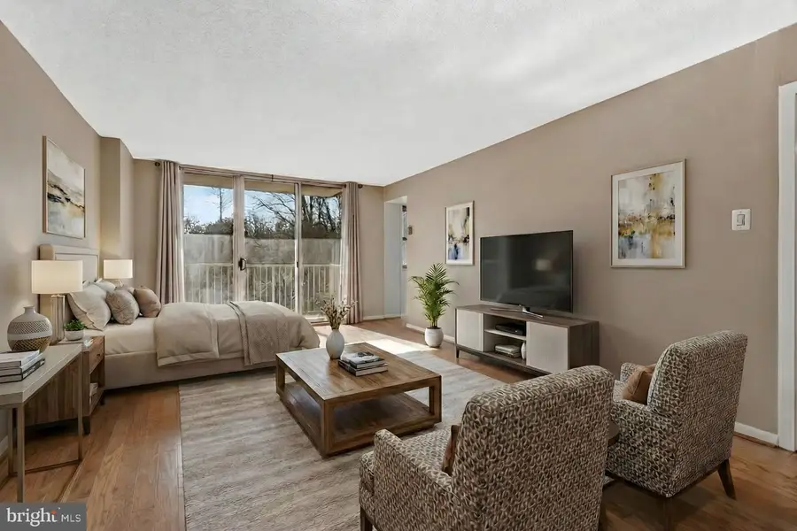 2500 N Van Dorn St #316, Alexandria, VA 22302 - Image #2