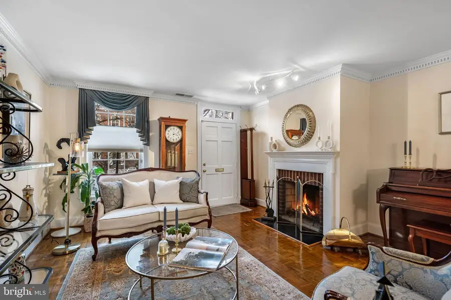 720 Gibbon St, Alexandria, VA 22314 - Image #2