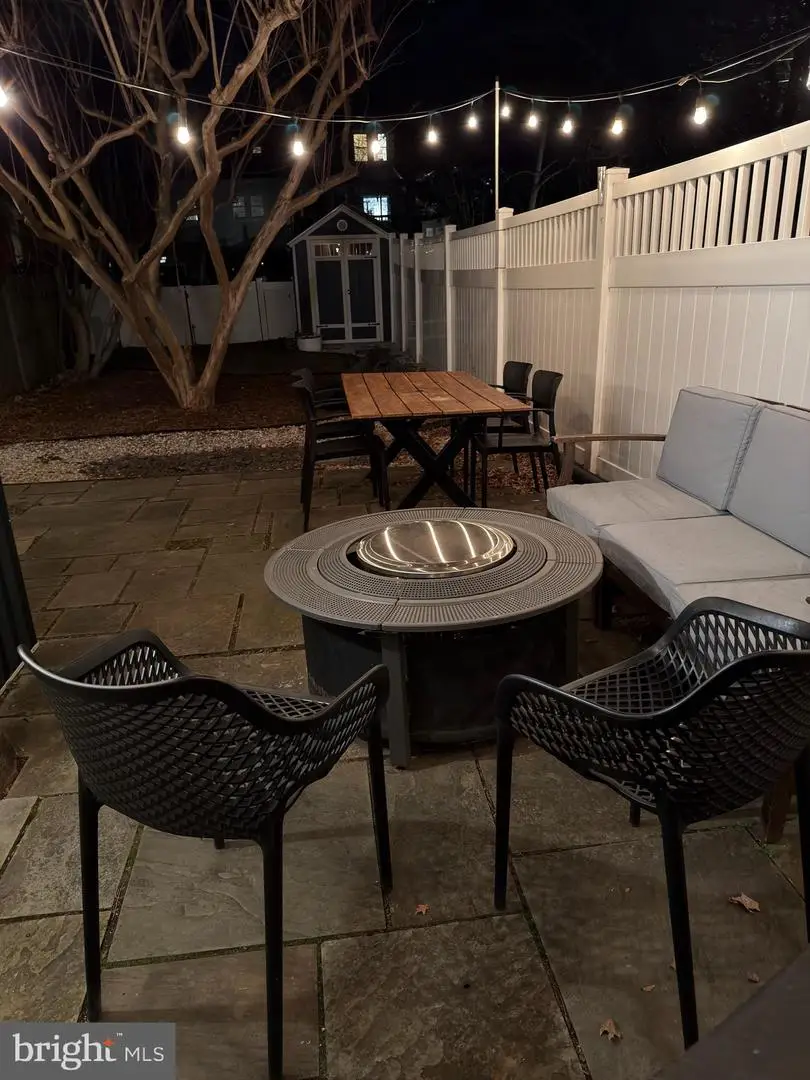 7 E Maple St, Alexandria, VA 22301 - Image #2