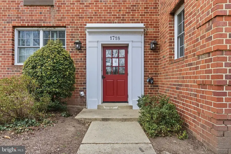 1718 W Abingdon Dr #301, Alexandria, VA 22314 - #2