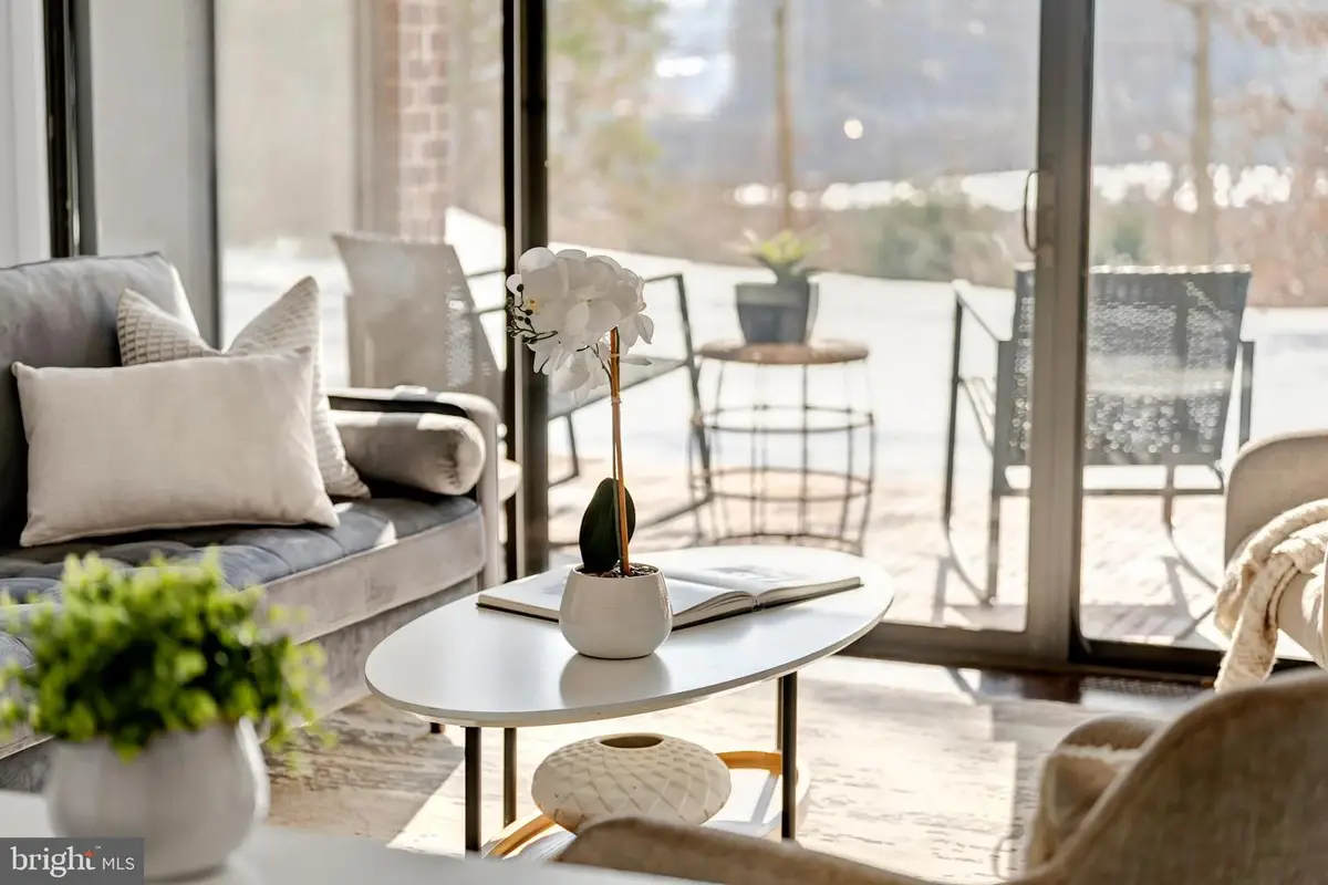 110 Roberts Ln #100, Alexandria, VA 22314 - Image #1