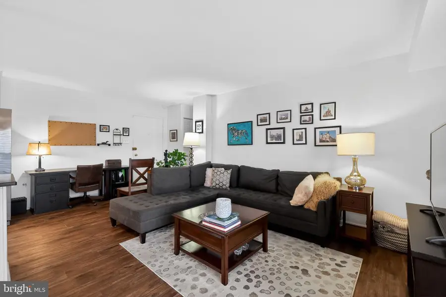 5250 Valley Forge Dr #502, Alexandria, VA 22304 - Image #3