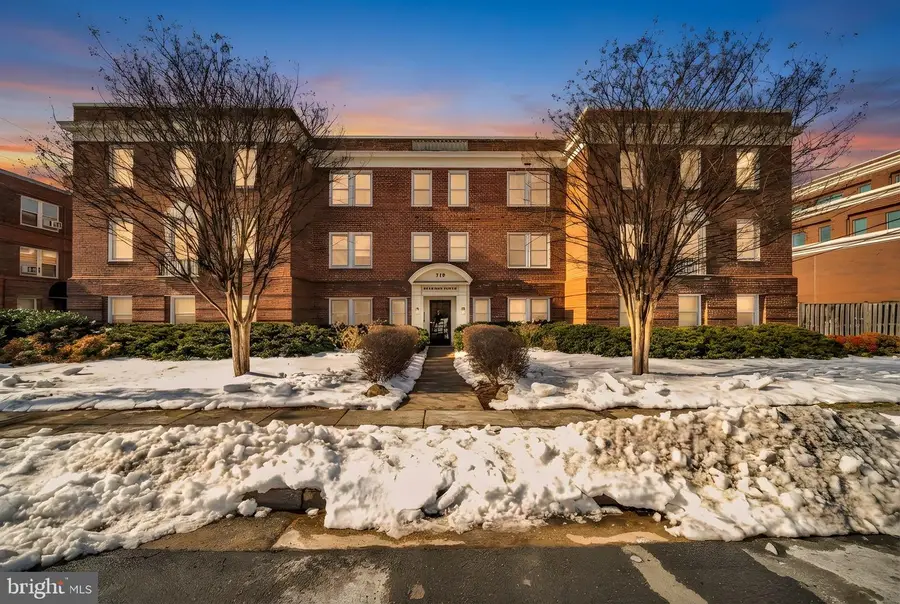 719 S St Asaph St #203, Alexandria, VA 22314 - Image #2