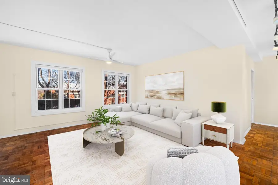 1663 Fitzgerald Ln, Alexandria, VA 22302 - Image #2