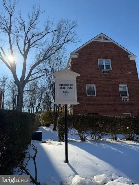 3536 Gunston Road, Alexandria, VA 22302 - #1