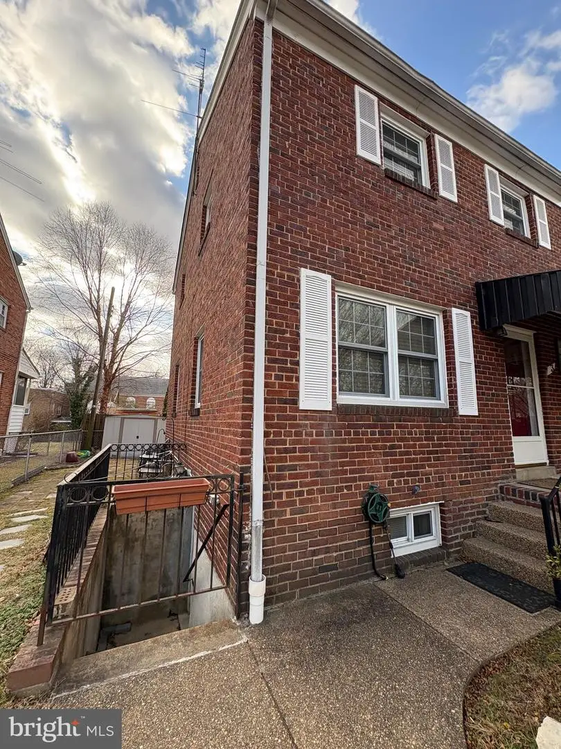 3 E Alexandria Ave, Alexandria, VA 22301 - #1