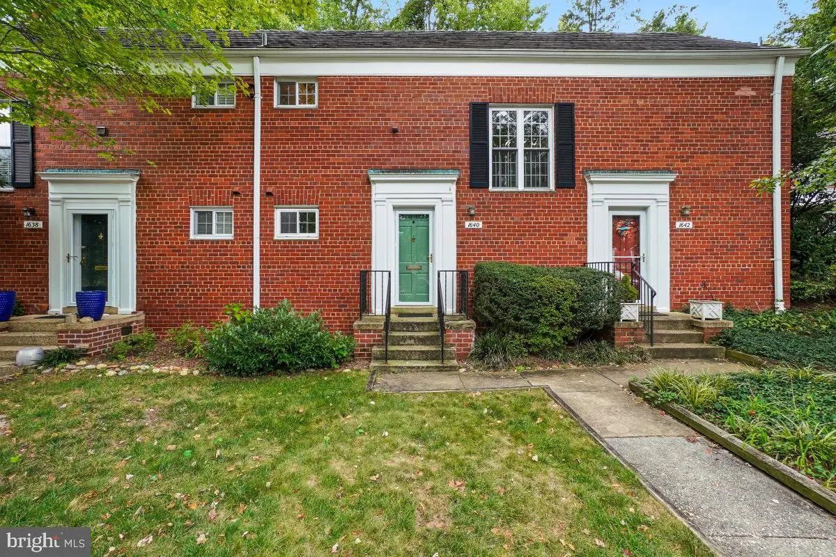 1640 Fitzgerald Ln, Alexandria, VA 22302 - #1