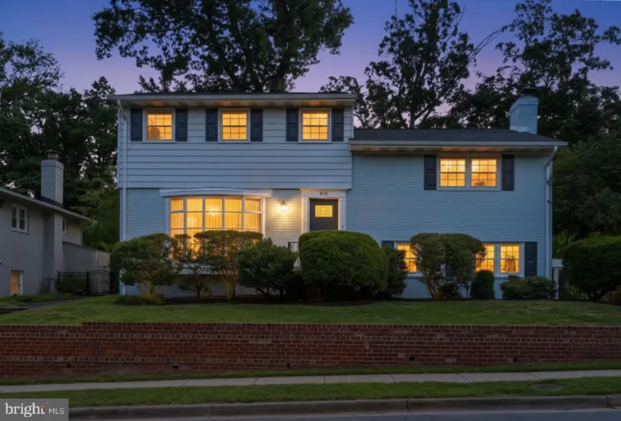 915 N Overlook Dr, Alexandria, VA 22305 - #2