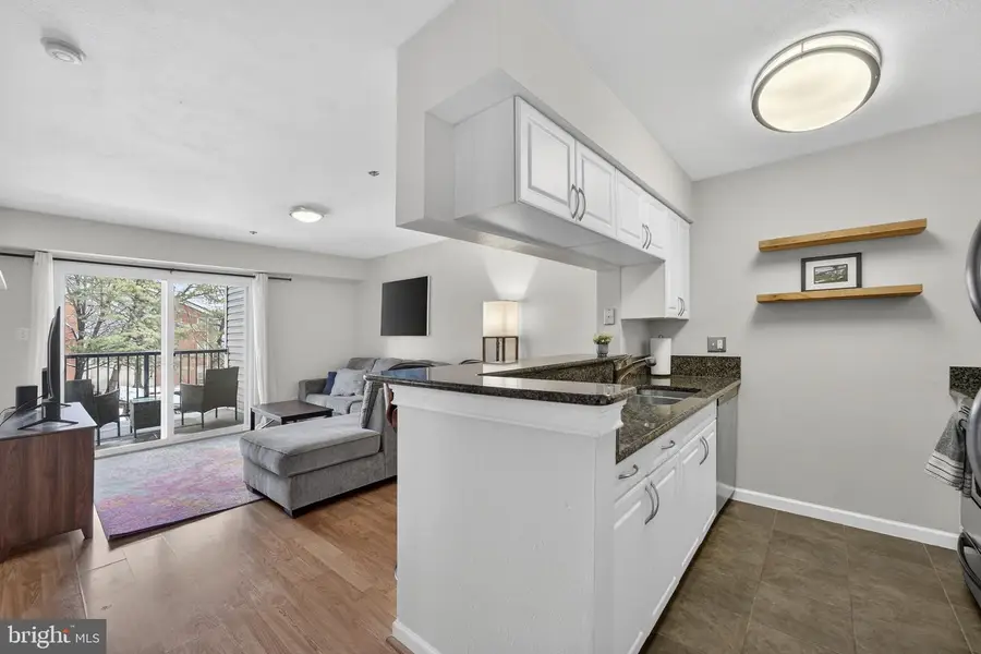 3313 Wyndham Cir #2210, Alexandria, VA 22302 - #2