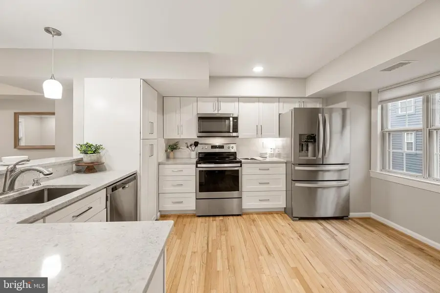 1217 Madison St, Alexandria, VA 22314 - #2