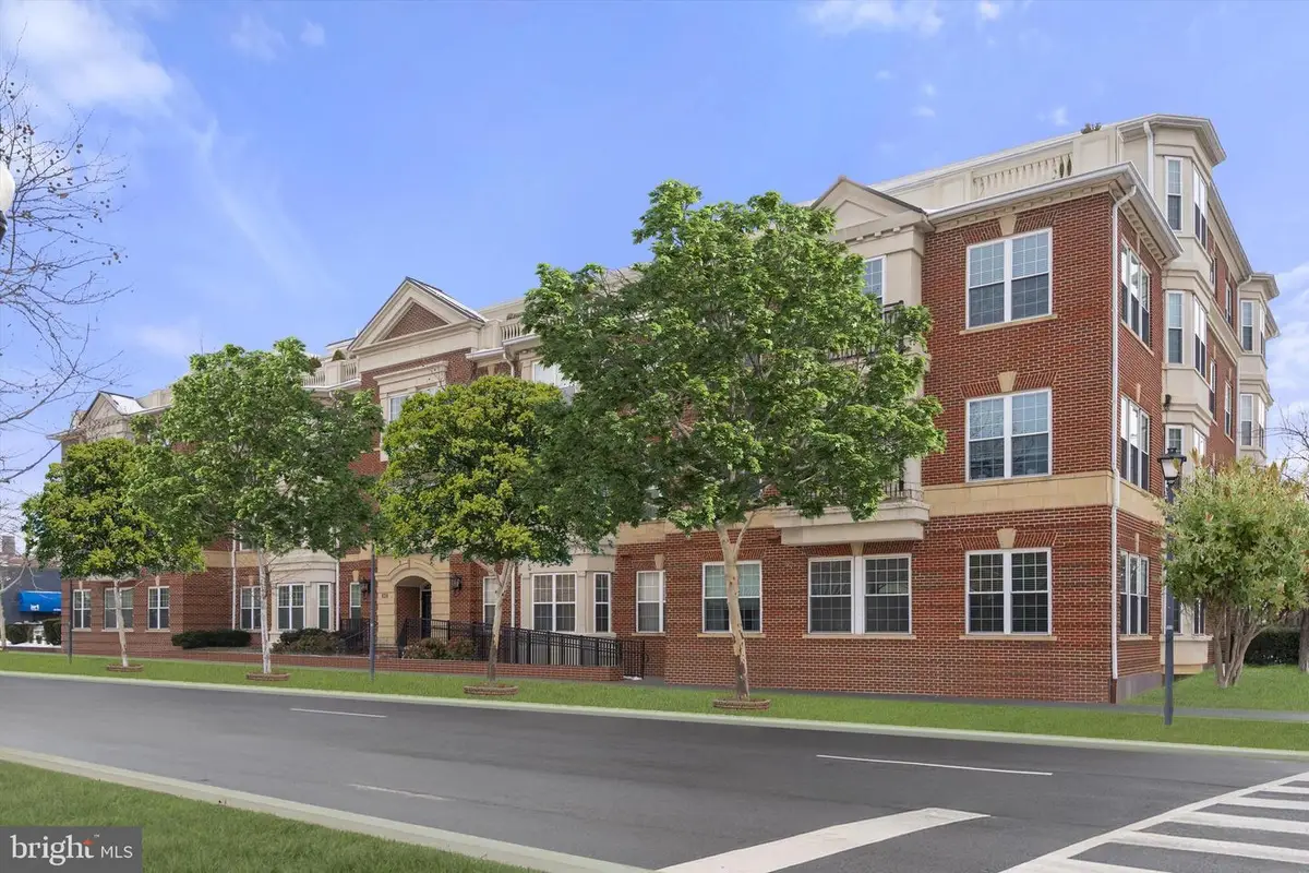 828 Slaters Ln #302, Alexandria, VA 22314 - #1