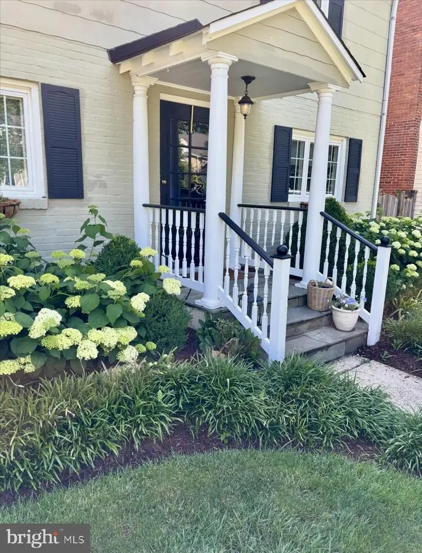 2609 Davis Ave., Alexandria, VA 22302 - #2