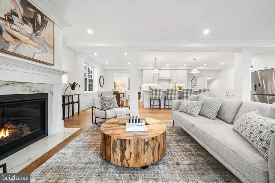 607 Johnston Pl, Alexandria, VA 22301 - #3