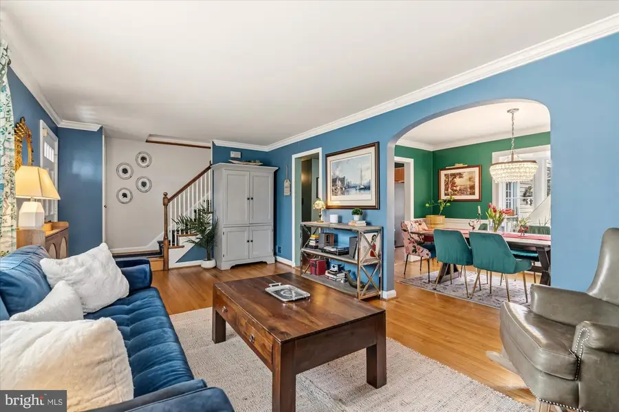 802 Grand View Dr, Alexandria, VA 22305 - #3