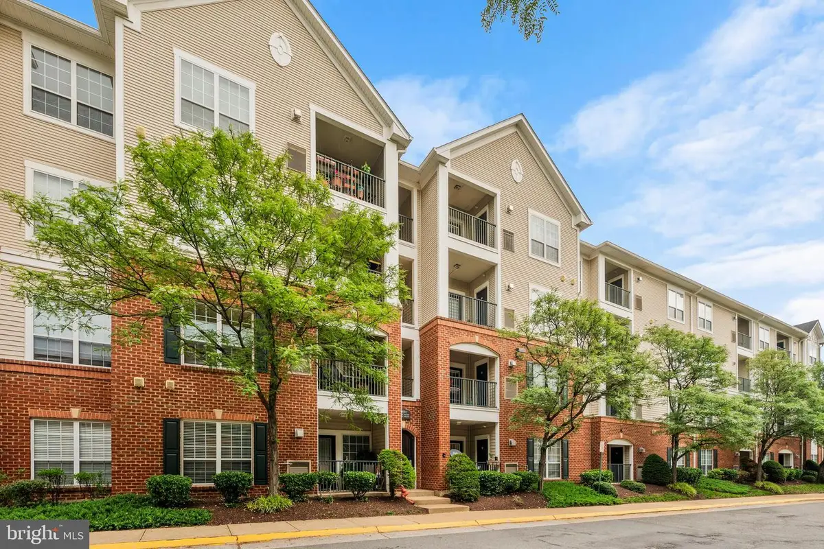 4854 Eisenhower Ave #157, Alexandria, VA 22304 - #1