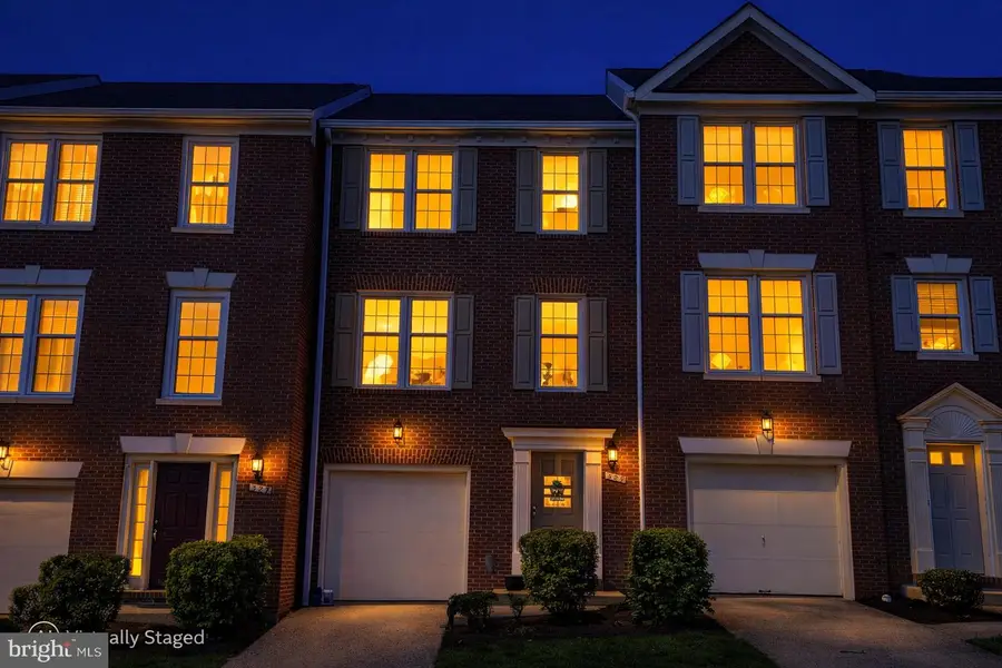 329 S Pickett St, Alexandria, VA 22304 - #2