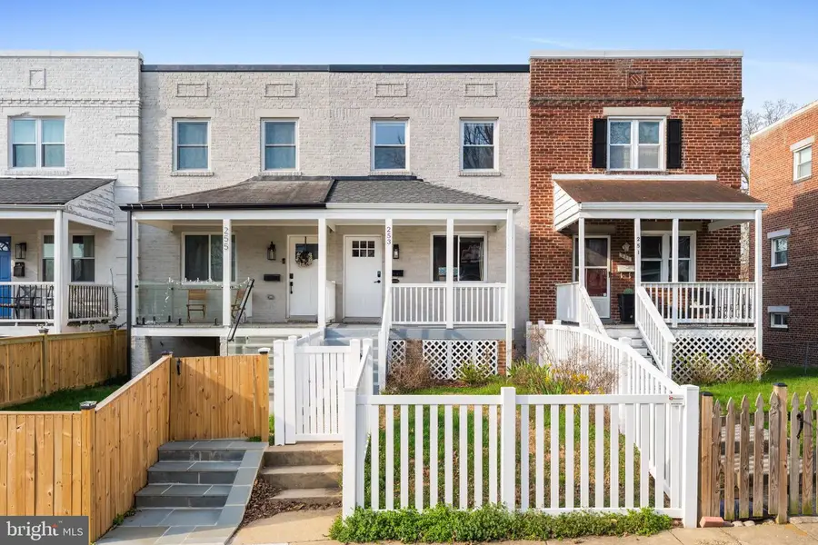 253 Evans Ln, Alexandria, VA 22305 - #2