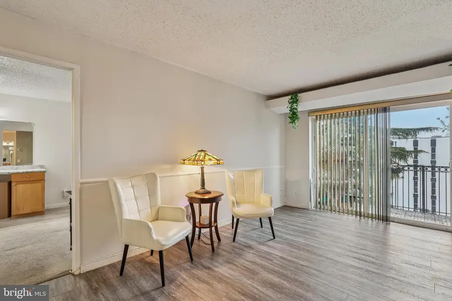 60 S Van Dorn St #511, Alexandria, VA 22304 - #3