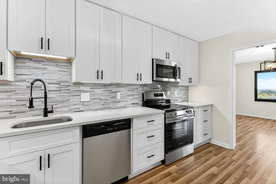 205 Yoakum Pkwy #1511, Alexandria, VA 22304 - #3