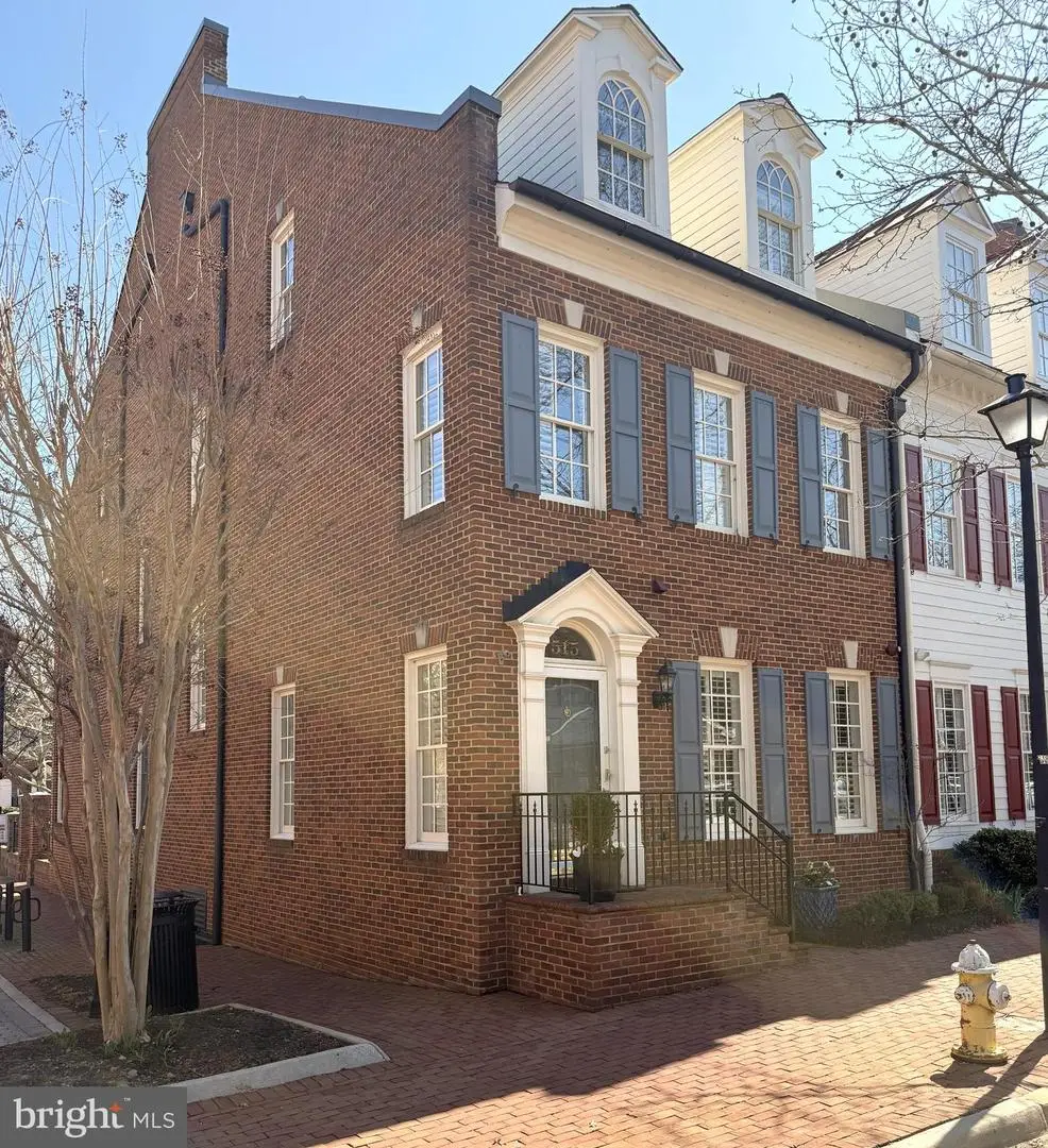 515 N Pitt St, Alexandria, VA 22314 - #1