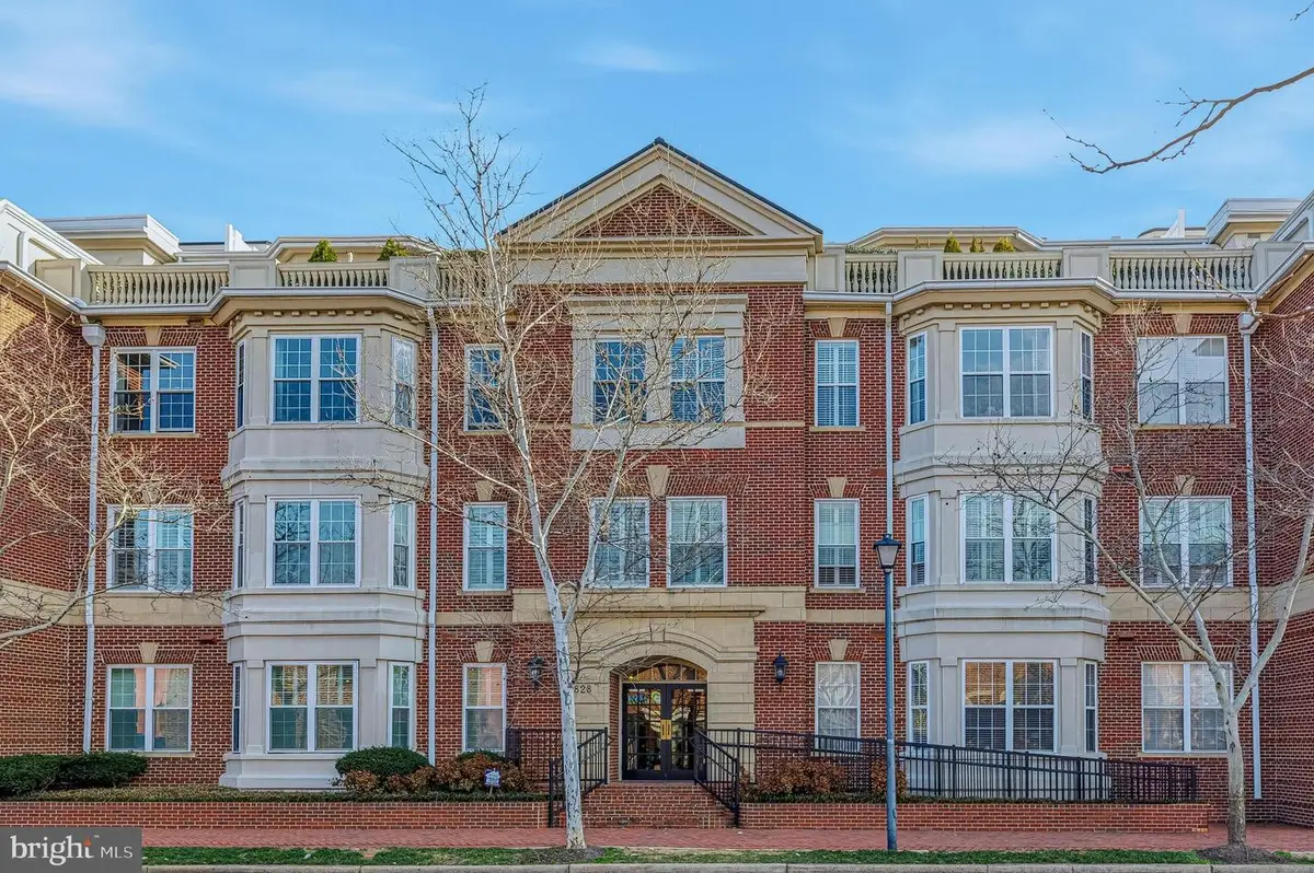 828 Slaters Ln #206, Alexandria, VA 22314 - #1
