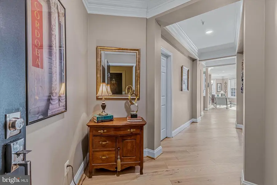 828 Slaters Ln #206, Alexandria, VA 22314 - #2