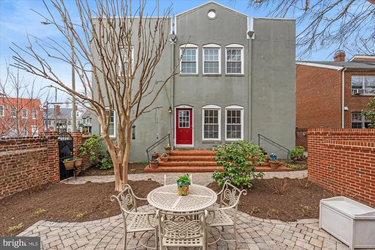 539 S Columbus St, Alexandria, VA 22314 - #1