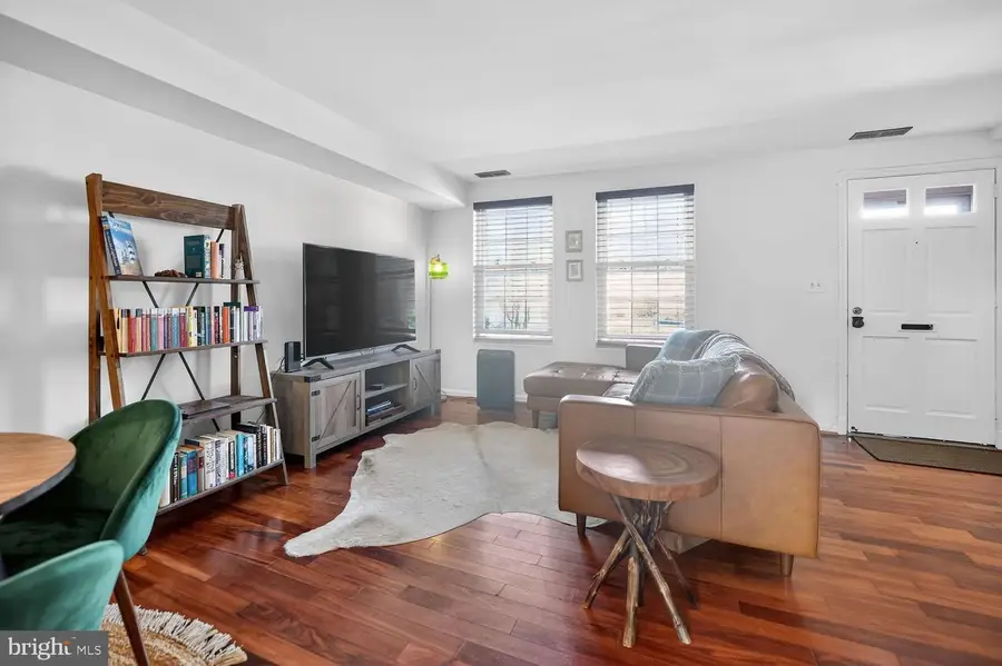 2515 N Dearing St, Alexandria, VA 22302 - #2