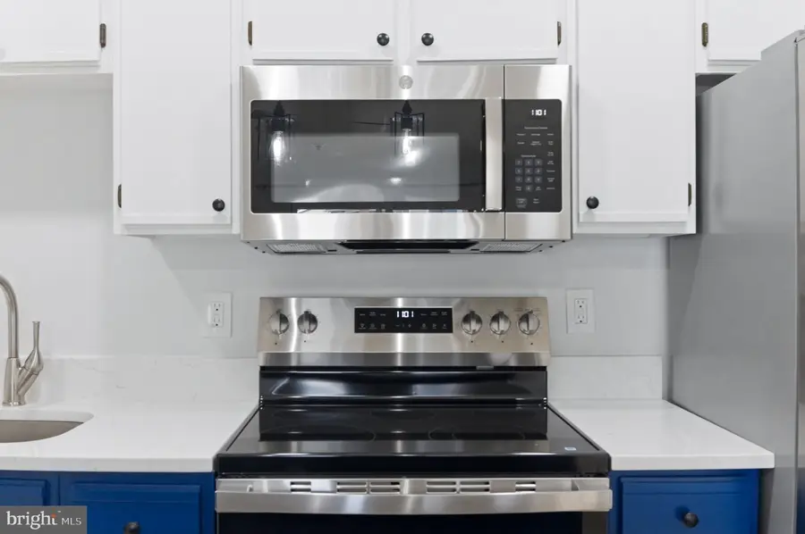 3306 Wyndham Cir #326, Alexandria, VA 22302 - #3