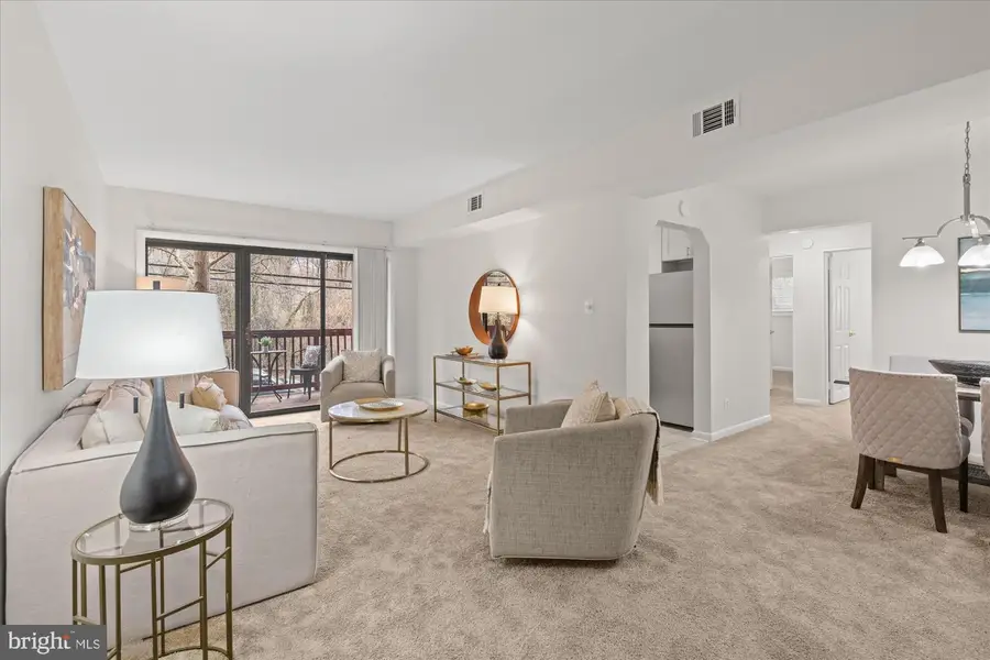 236 W Taylor Run Pkwy #3, Alexandria, VA 22314 - #2