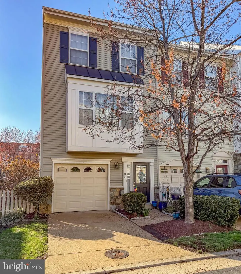 103 Meadows Ln, Alexandria, VA 22304 - #1